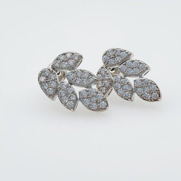 💞   925 Silver Plated CZ Drop Earrings for Women, FB16FA1071 - Picture 3 of 3